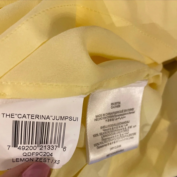 BCBGmaxazria  runway silk lemon 🍋 jumpsuit size XS - Picture 4 of 6